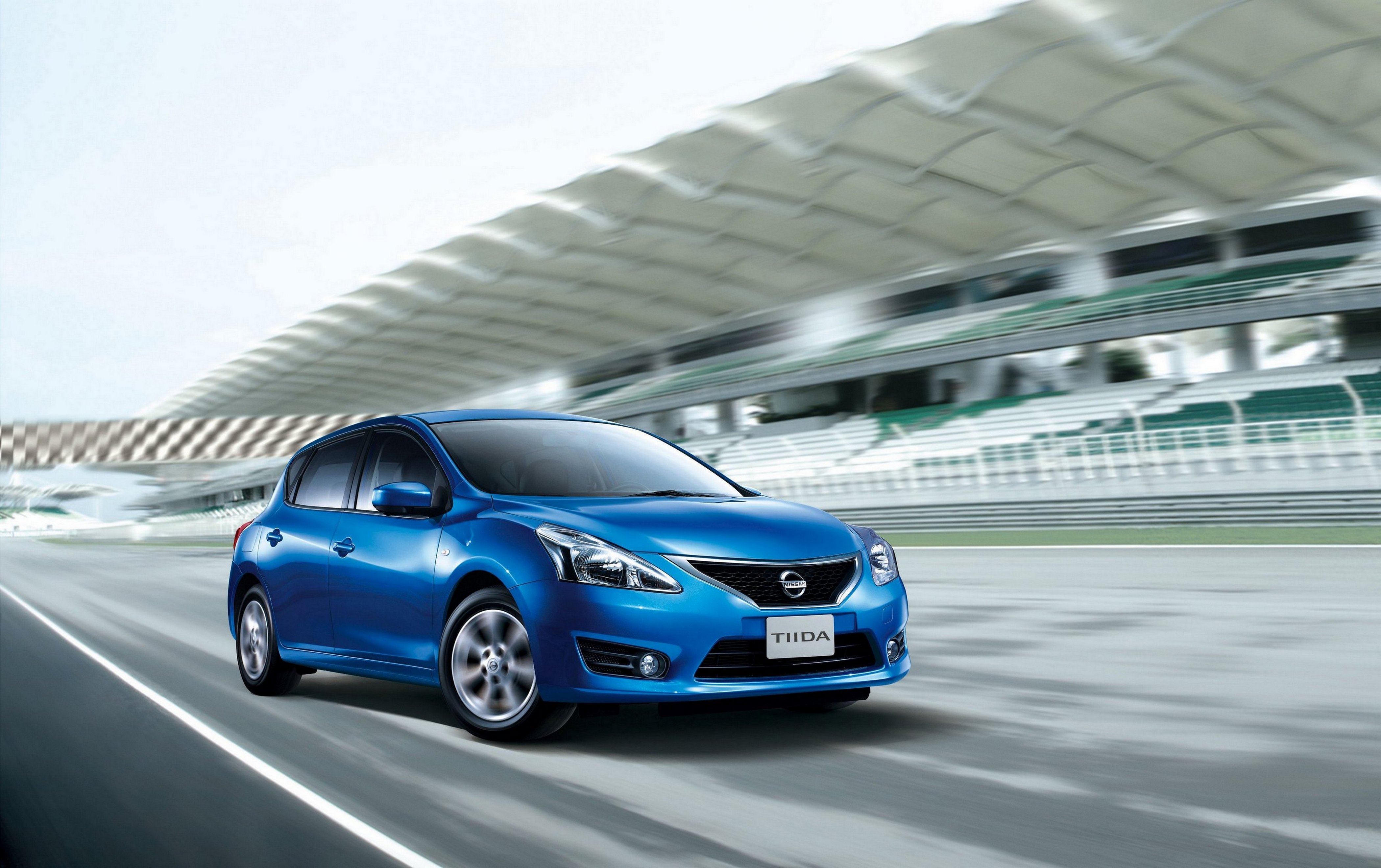 欢庆热销十年冠军荣耀 nissan限时推出big tiida影音安全特仕车